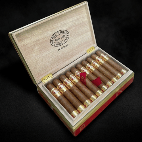 Romeo y Julieta Linea de Oro Hidalgos 20's