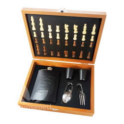 Jack Daniel's Satranç ve Shot Seti